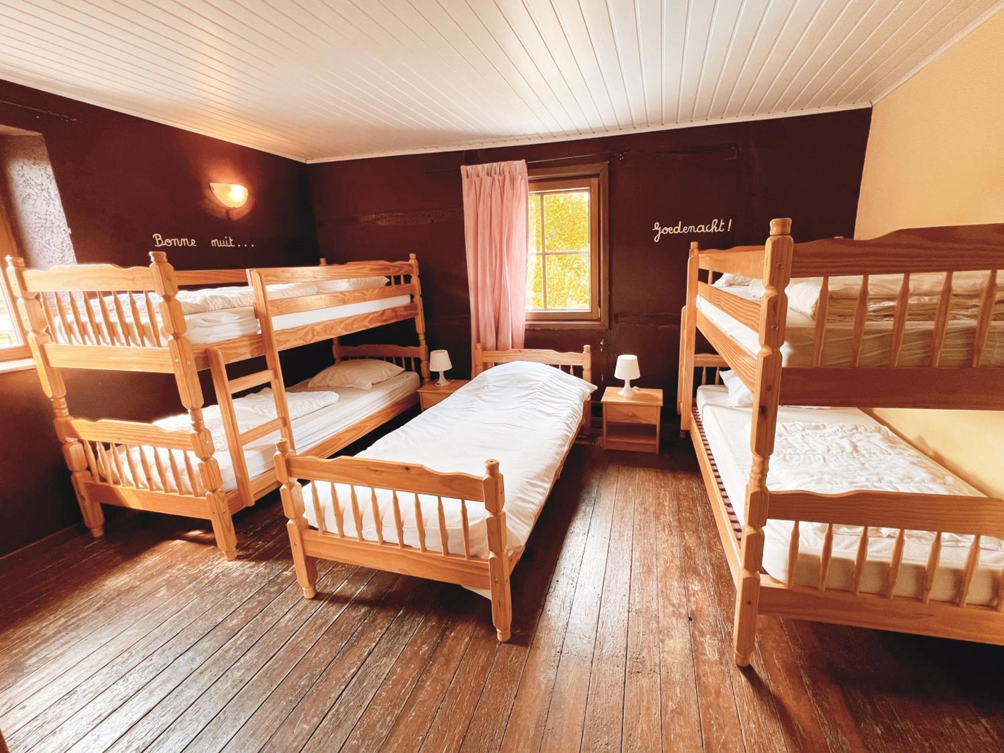 Au Sommet De La Cascade Hotel Stavelot Bagian luar foto