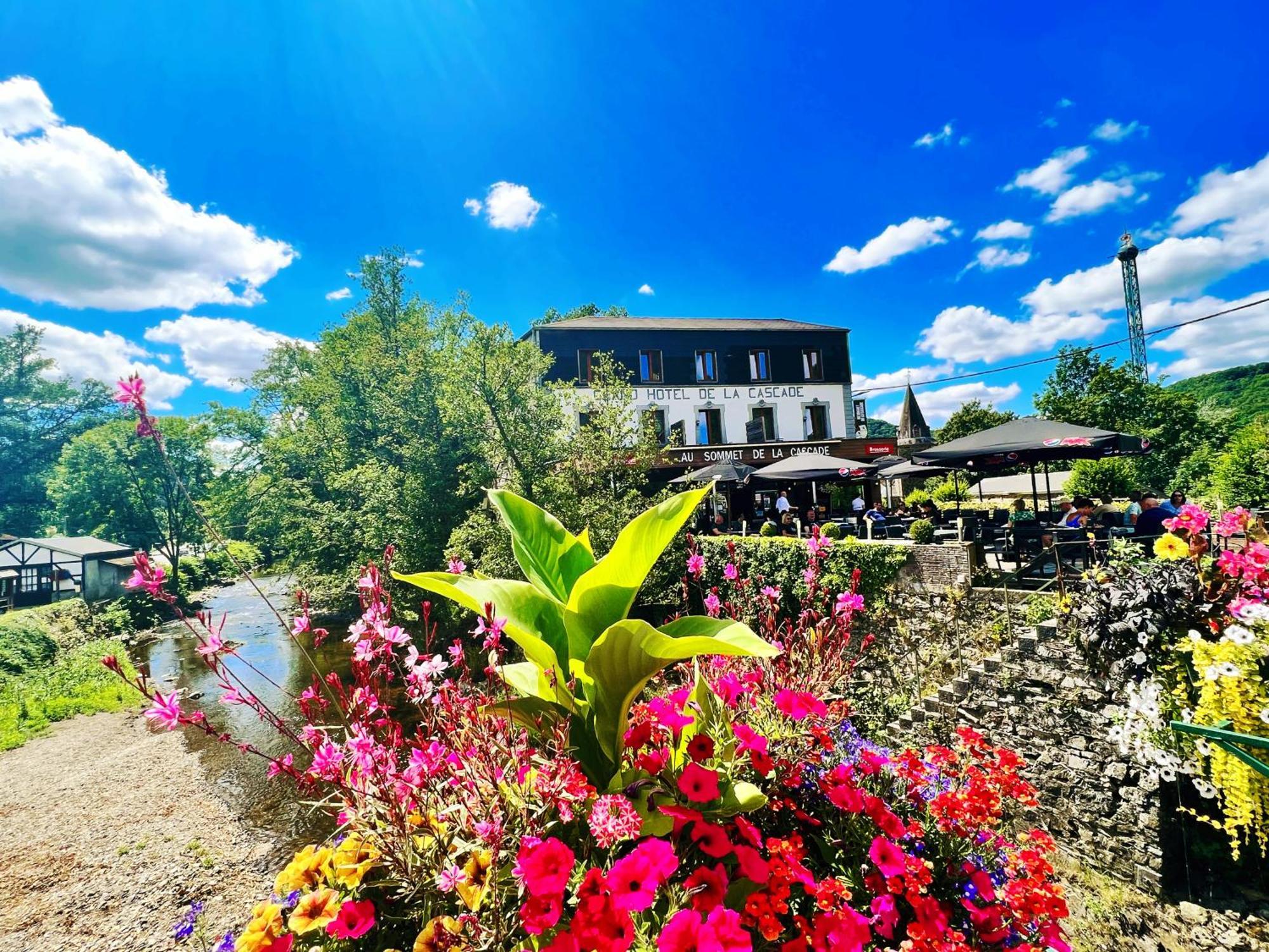 Au Sommet De La Cascade Hotel Stavelot Bagian luar foto