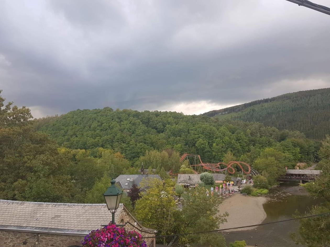 Au Sommet De La Cascade Hotel Stavelot Bagian luar foto